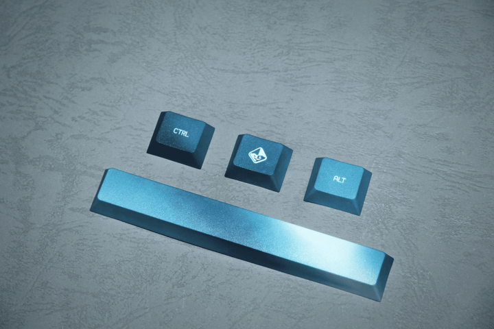 TRAITORS AURORA KEYCAPS