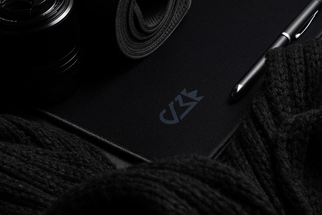 MIGHTY PURE BLACK DESKMAT