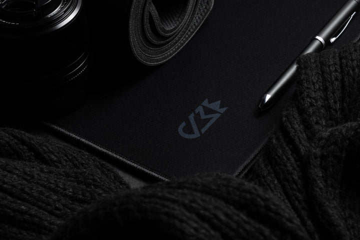 MIGHTY PURE BLACK DESKMAT